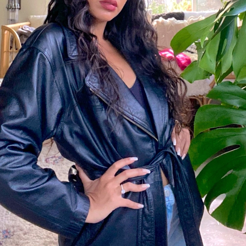 Vintage Black 90s Leather Jacket. Size: Men XS.